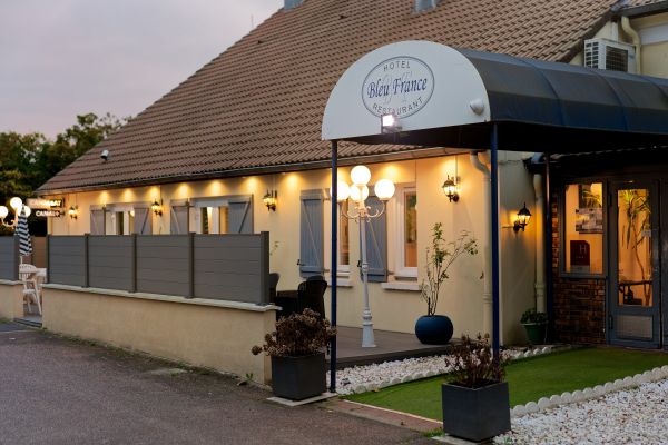 restaurant-bleu-france-17A8574B48-5F9D-B0E9-6F5E-EC3923BA063E.jpg